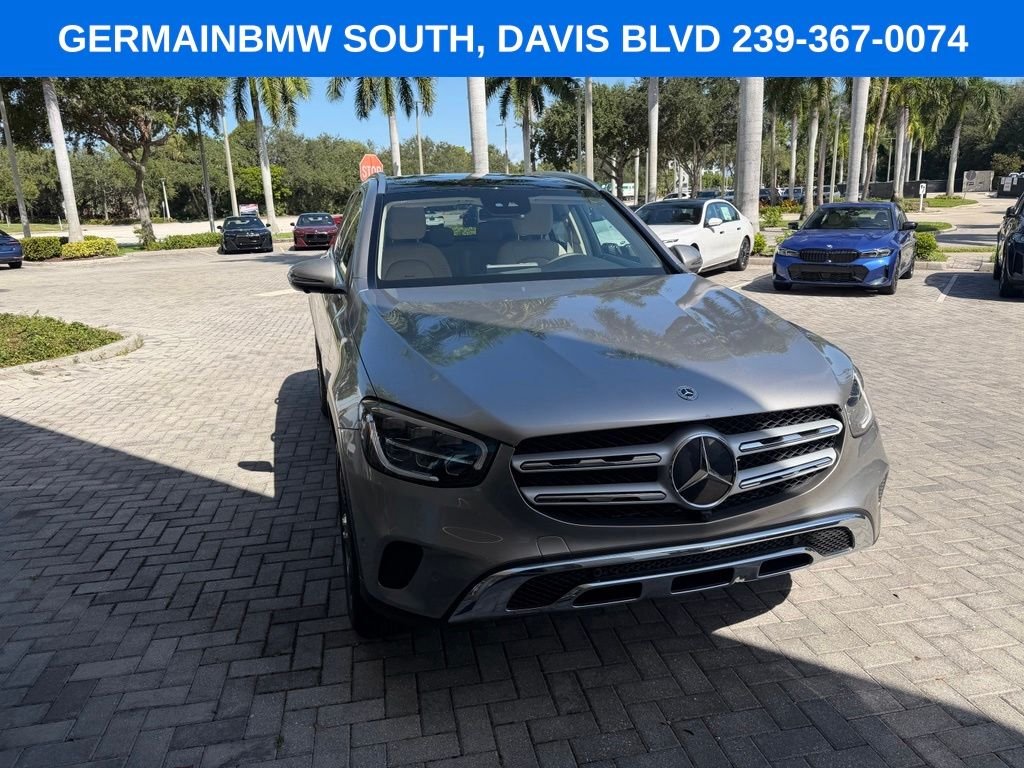 Used 2022 Mojave Silver Metallic Mercedes-Benz GLC 300 image 5