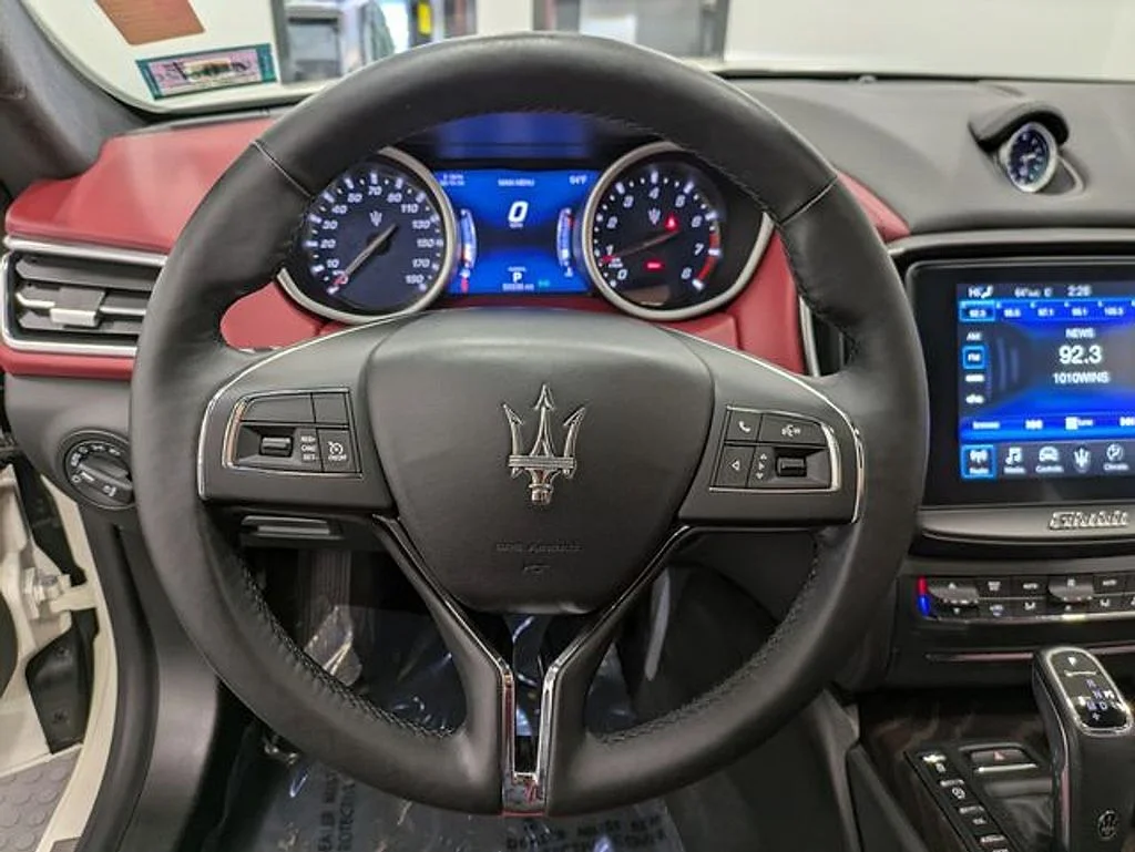 Used 2019  Maserati  image 19