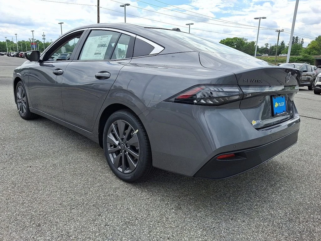 New 2026 Gray Nissan SL image 3