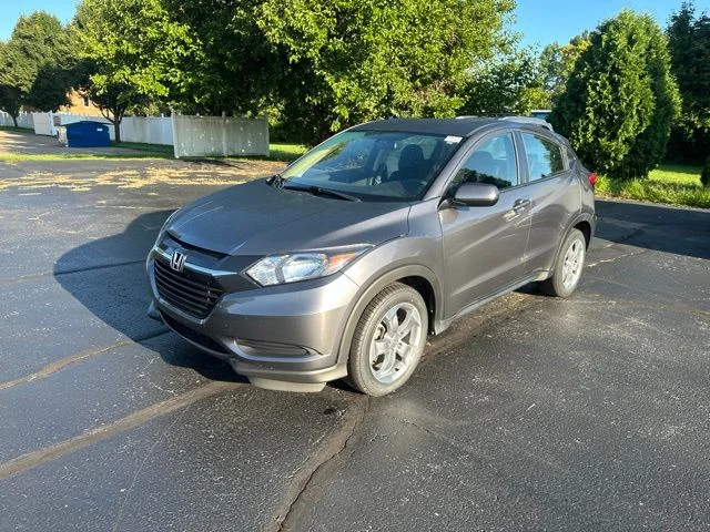 Used 2018  Honda LX image 3