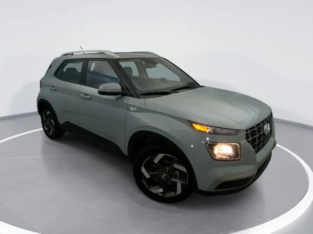 Used 2026 Green Hyundai SEL image 1