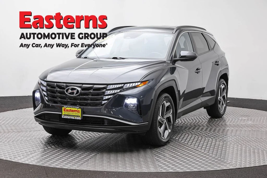 Used 2024 Gray Hyundai SEL image 1
