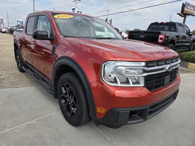 Used 2024 Hot Pepper Red Metallic Tinted Clearcoat FORD LARIAT image 7
