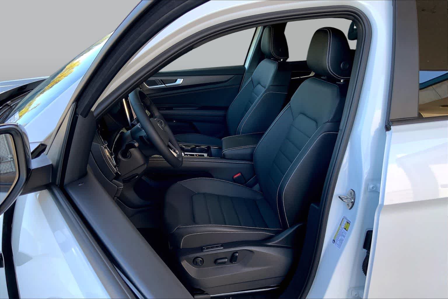 2026 Volkswagen Atlas Cross Sport SEL R-LINE - Photo 9