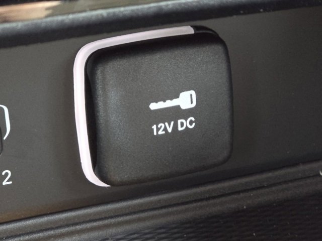 New 2026 Velvet Red Pearl-Coat Exterior Paint Jeep Laredo image 14