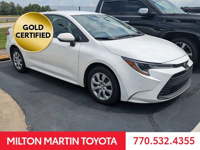 Used 2024 White Toyota LE image 2