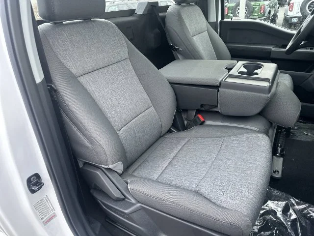 New 2026 Oxford White Ford F-350® XL image 28