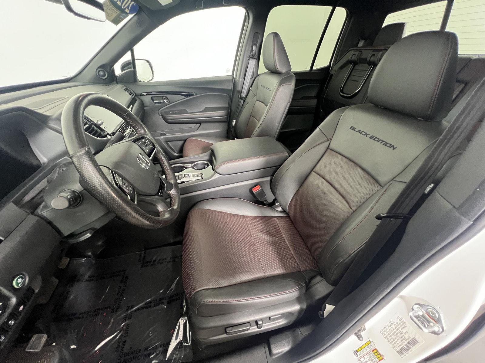 Used 2025 Platinum White Pearl Honda AWD BLACK EDITION image 14