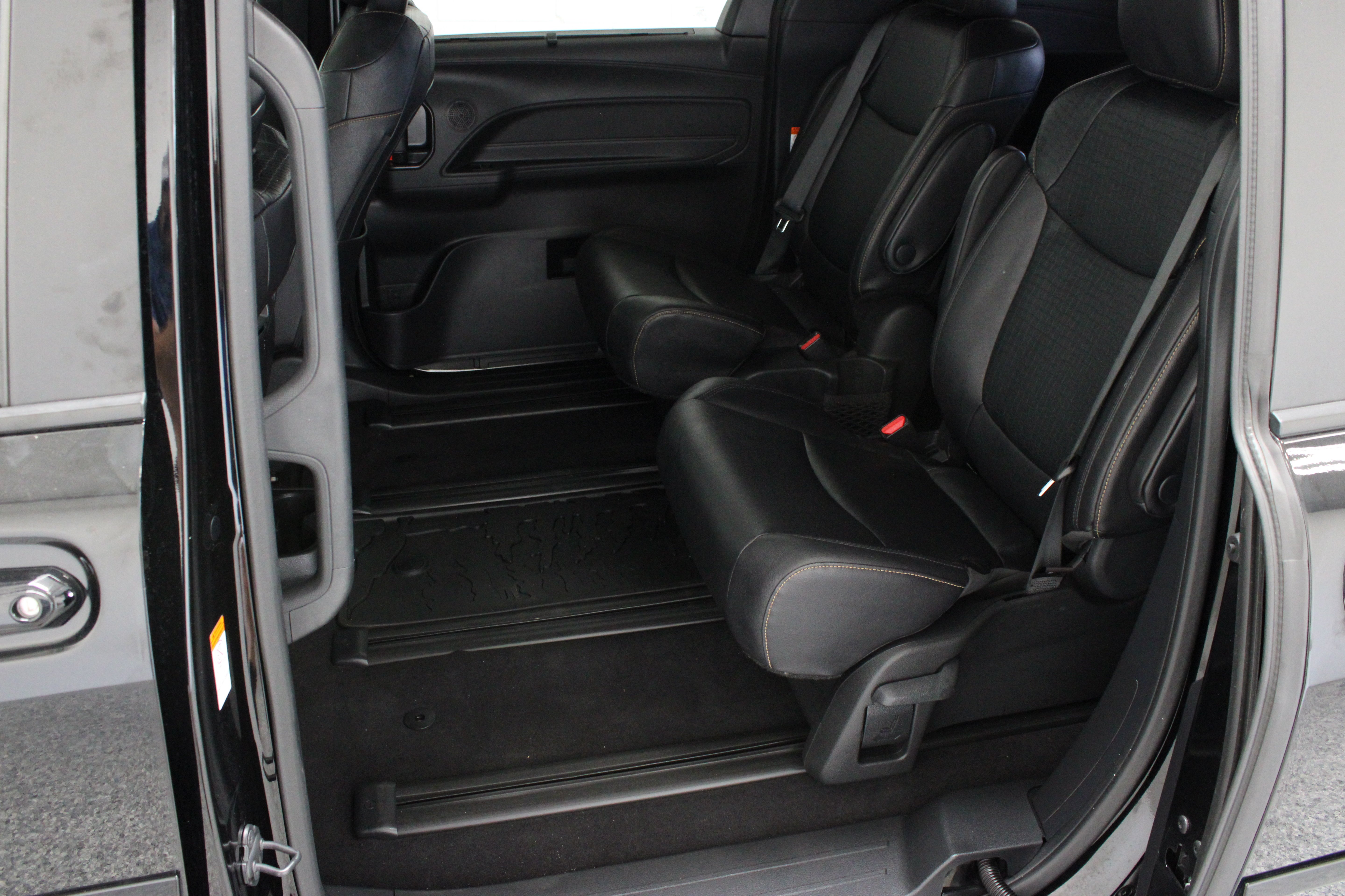 Certified Used 2025 Midnight Black Metallic Toyota Woodland Edition 2.5L/Electric image 29
