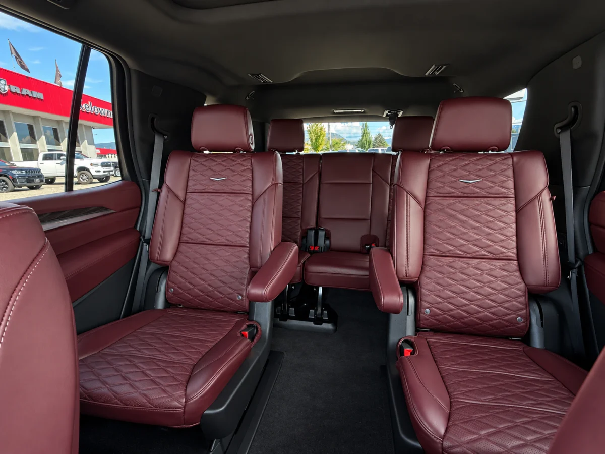 Used 2025 Green Cadillac 4wd Sport image 20