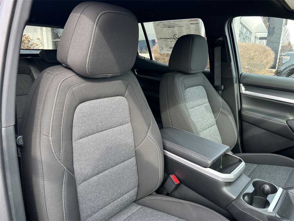 2026 GMC TERRAIN - Image 37