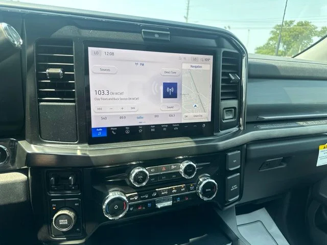 New 2026 Oxford White Ford F-250® Lariat® image 41