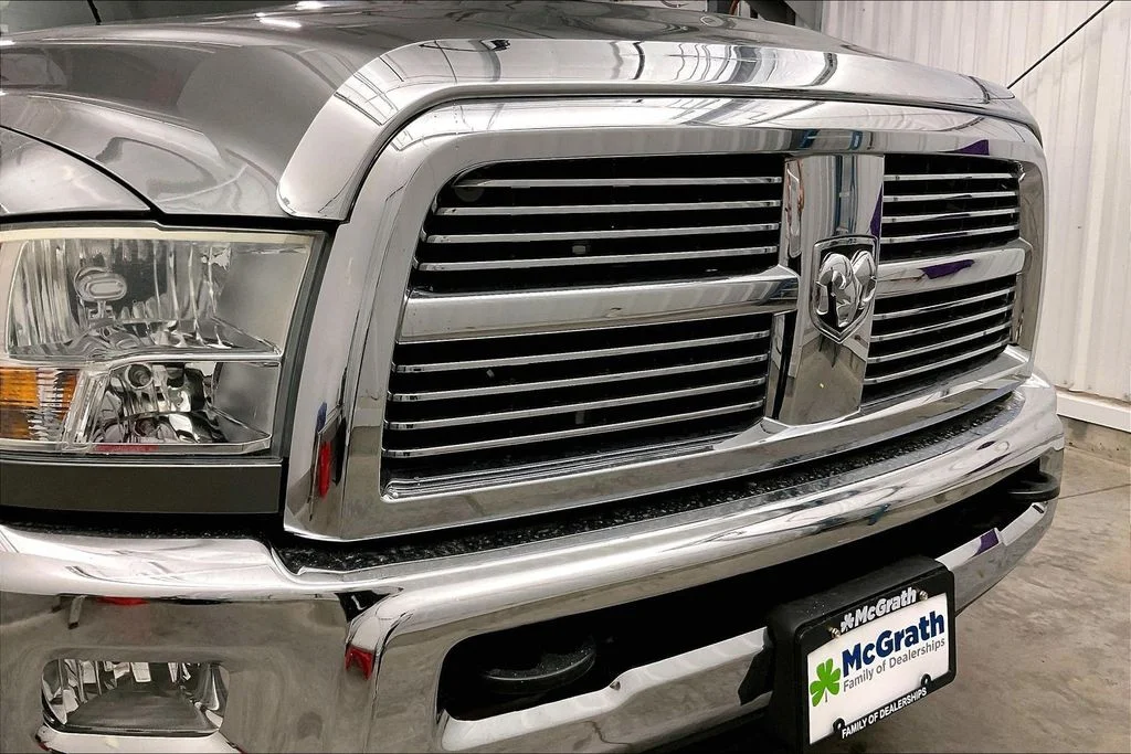 Used 2012 Gray Ram Big Horn image 33