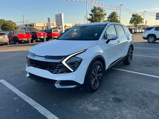 Used 2025 White Kia EX image 38