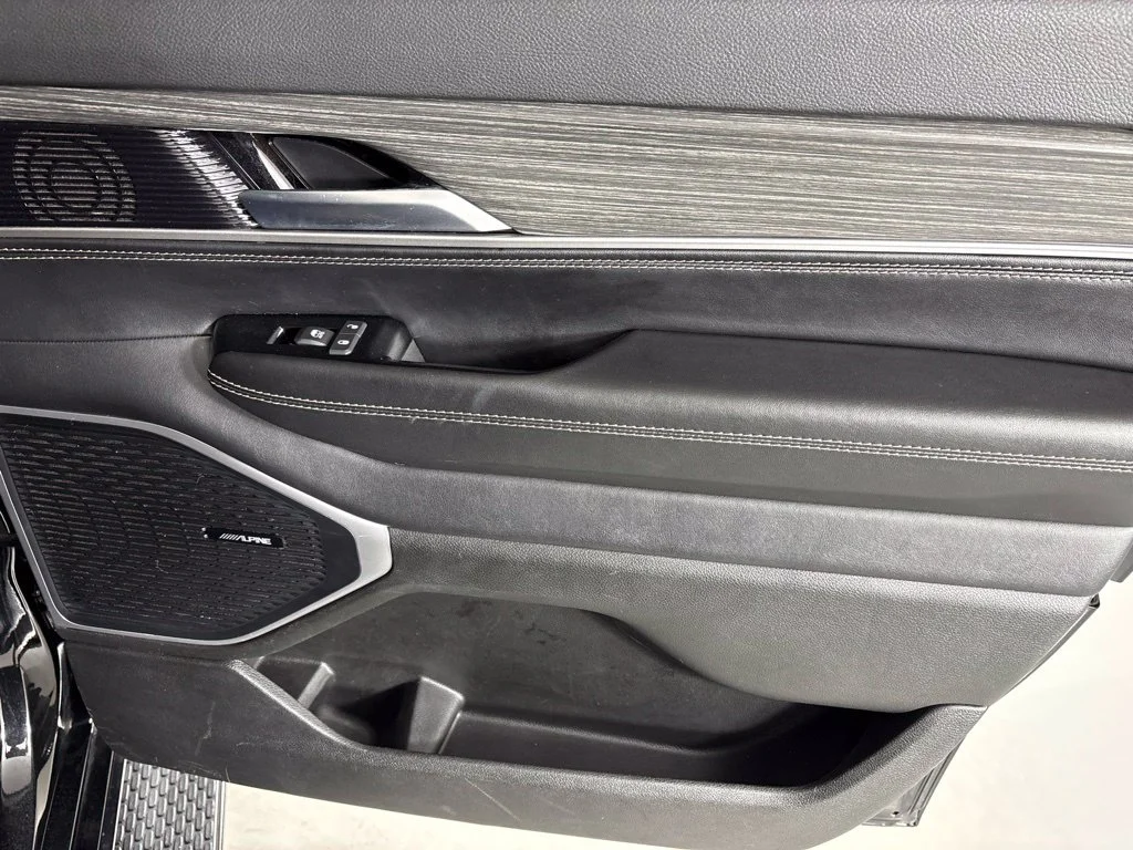 Used 2024 Black Jeep Series II image 19