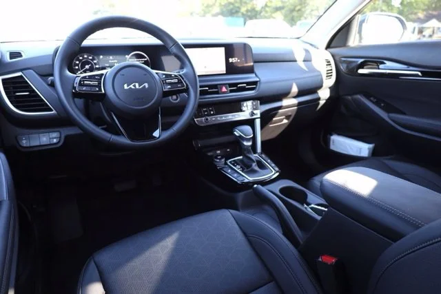Used 2026 Gray Kia EX image 33