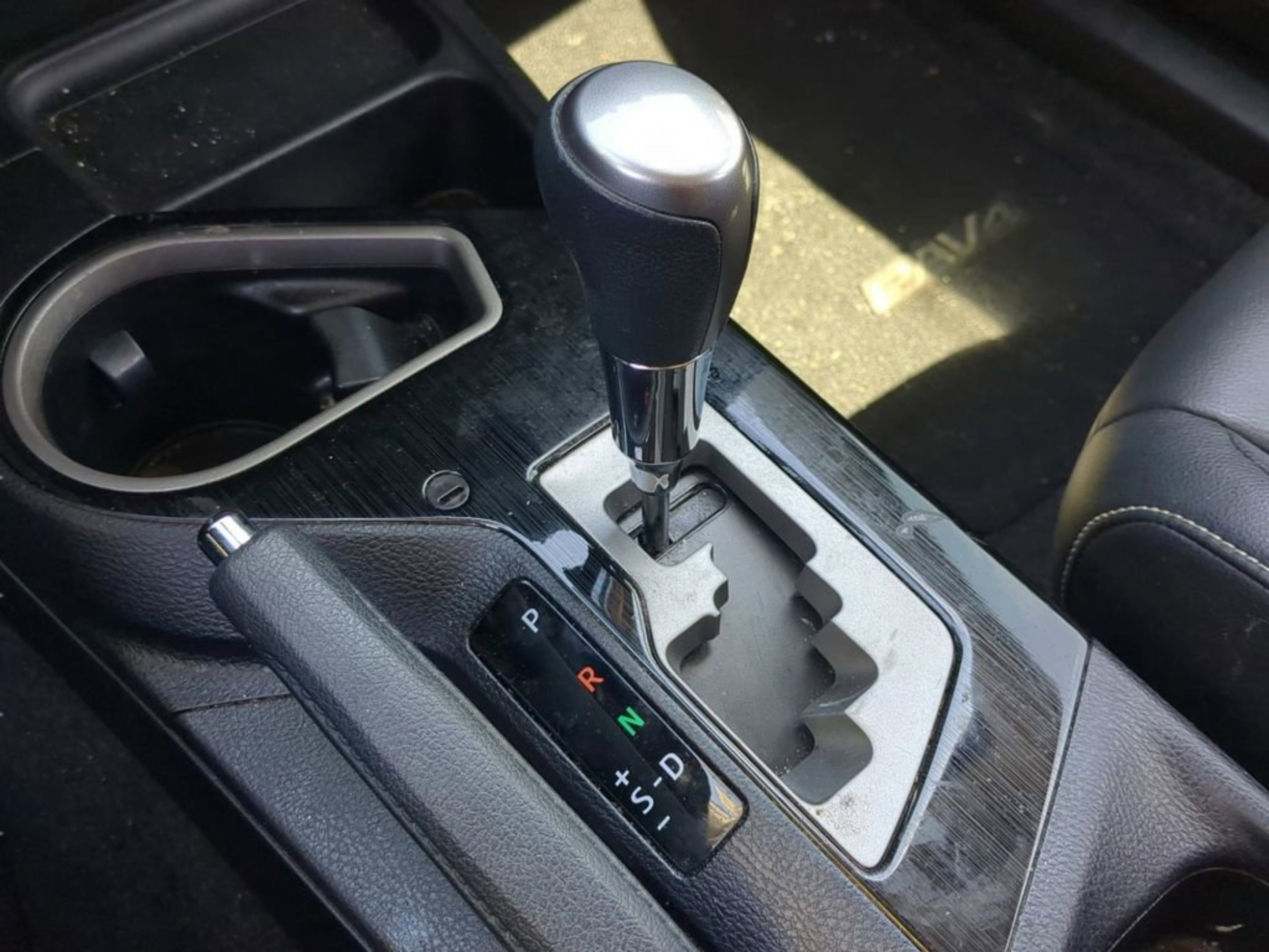 Used 2016 Magnetic Gray Metallic Toyota Limited image 15