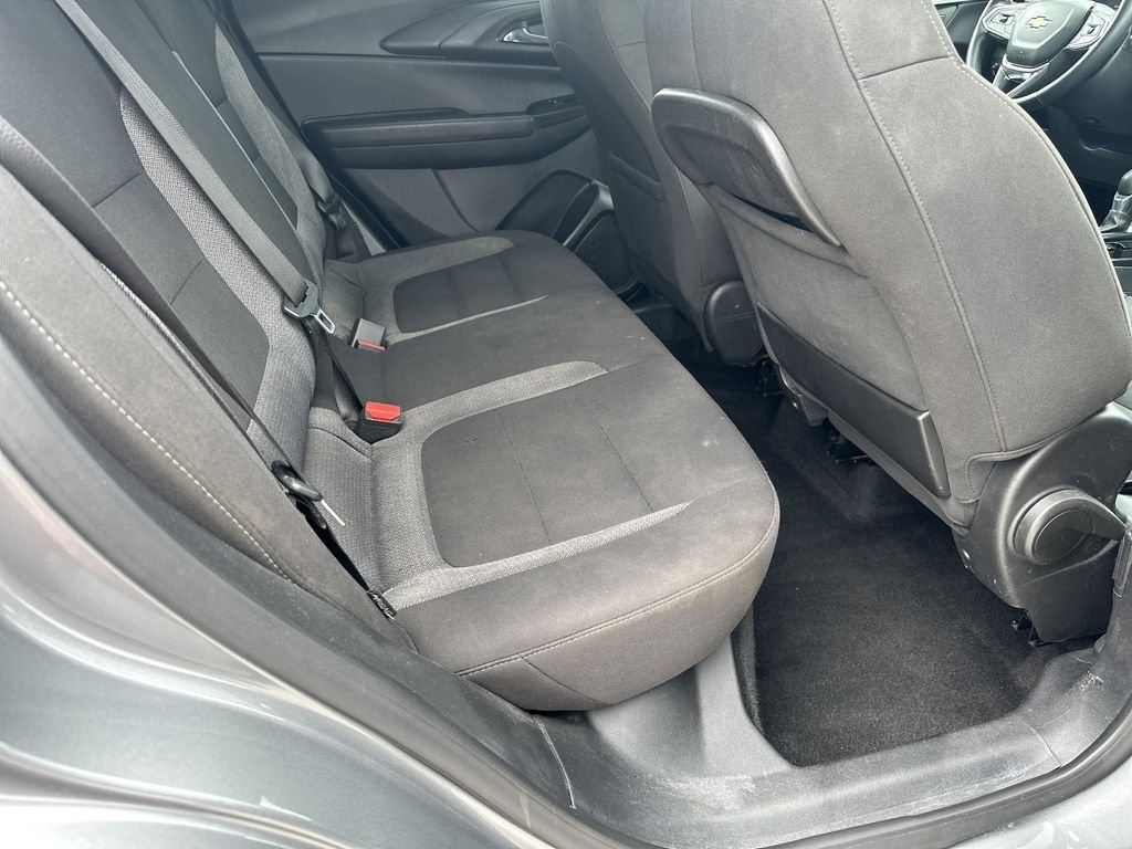 Used 2026 Gray Chevrolet LT image 34