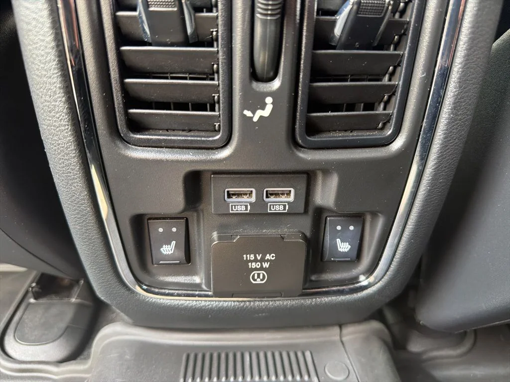 Used 2020 Black Jeep Overland image 20