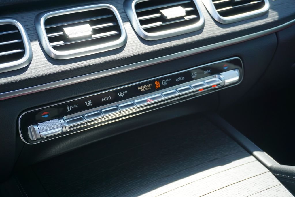 Certified Used 2026 Obsidian Black Metallic Mercedes-Benz GLE 350 image 19
