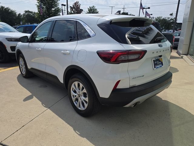Certified Used 2023 Oxford White Ford Active image 3