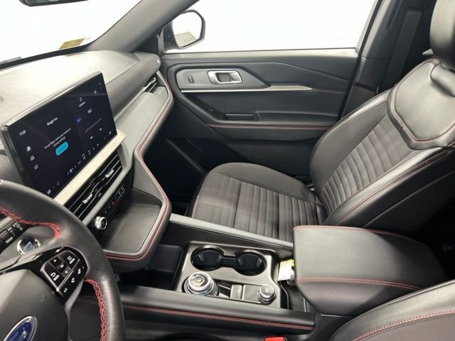 Used 2026 Gray Ford ST-Line image 19