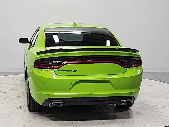 Used 2023 Green Dodge SXT image 6