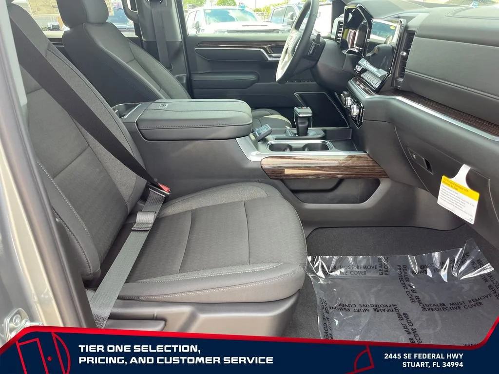 New 2026 Sterling Metallic GMC Elevation image 20
