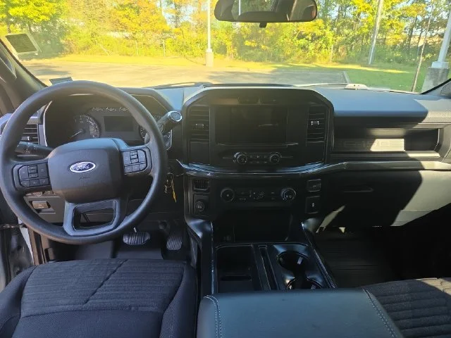Used 2023 White Ford XL image 22