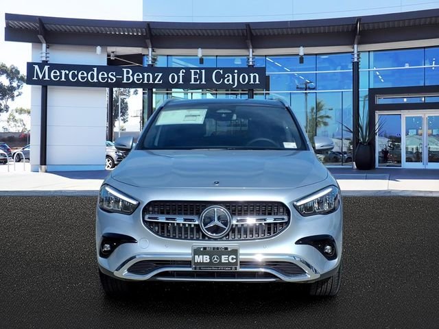 New 2026 Silver Mercedes-Benz GLA 250 image 2