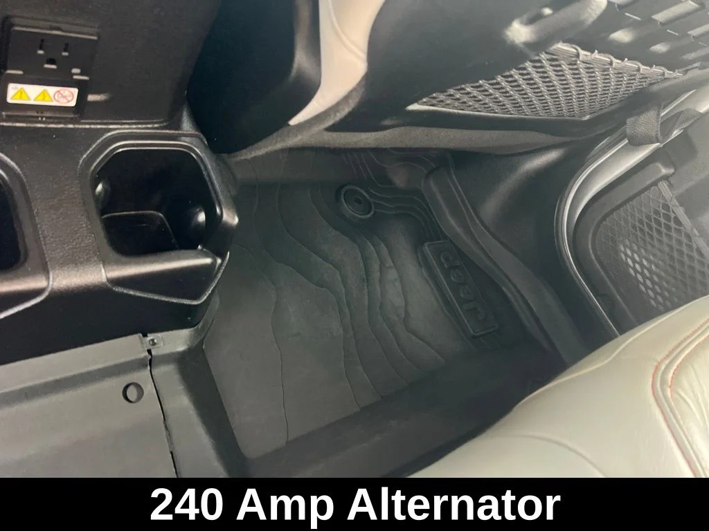 Used 2021 Silver Jeep Mojave image 20
