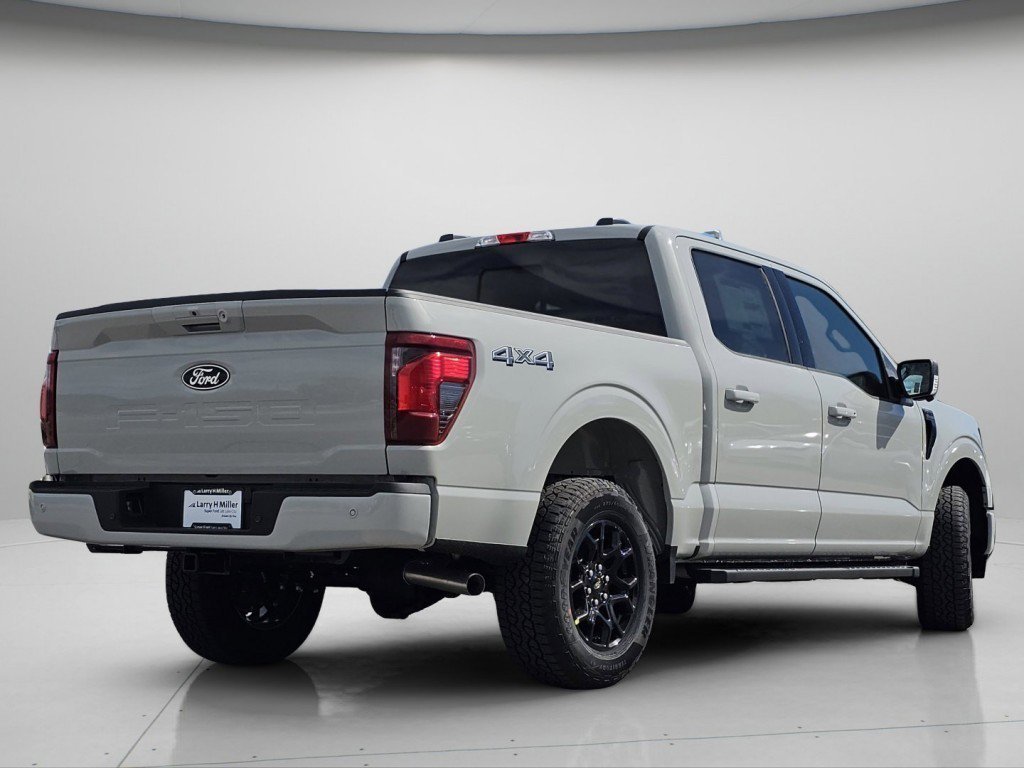 New 2026 Avalanche Ford XLT image 25