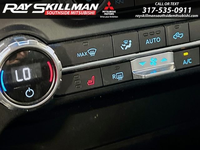 Used 2021 White Ford XLT image 22