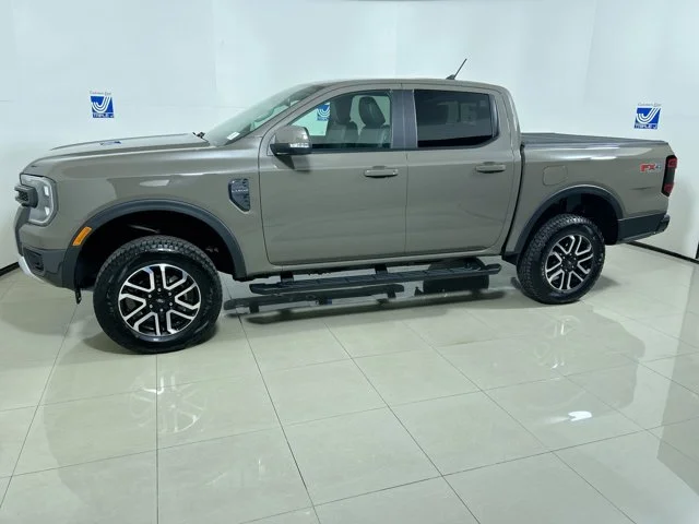 New 2025 MARSH GRAY Ford Lariat w/Sport Appearance, FX4 Off-Road Package & Leveling Kit Super Crew Cab image 4