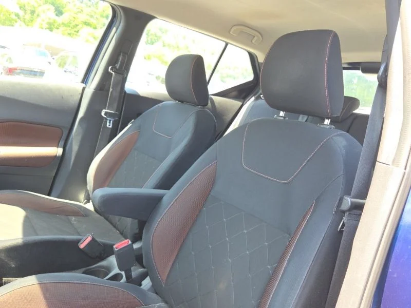 Used 2018 Blue Nissan SR image 10