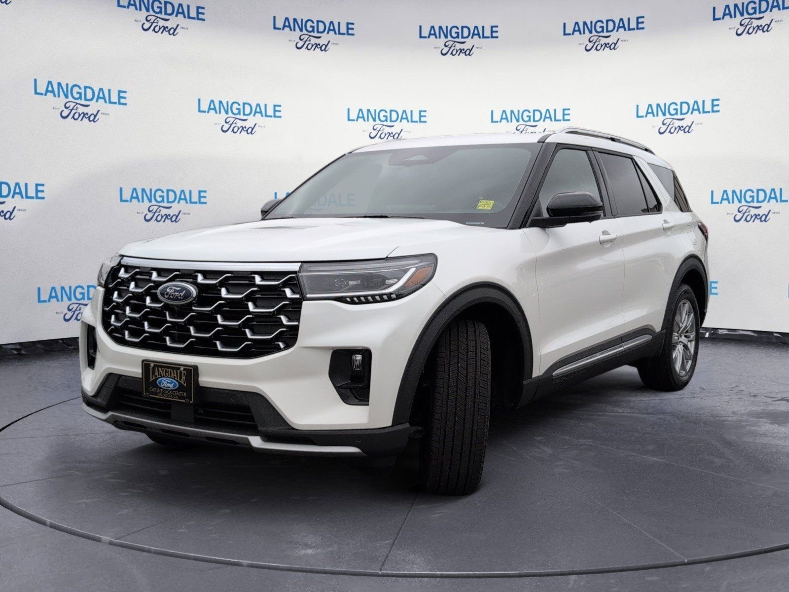2026 Ford Explorer Platinum - Photo 11