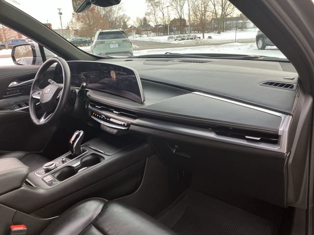 2024 Cadillac XT4 Premium Luxury - Photo 27