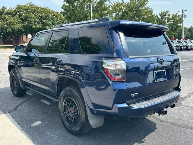 Used 2021 Blue Toyota SR5 Premium image 6