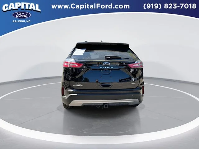 Used 2024 Black Ford SEL image 7