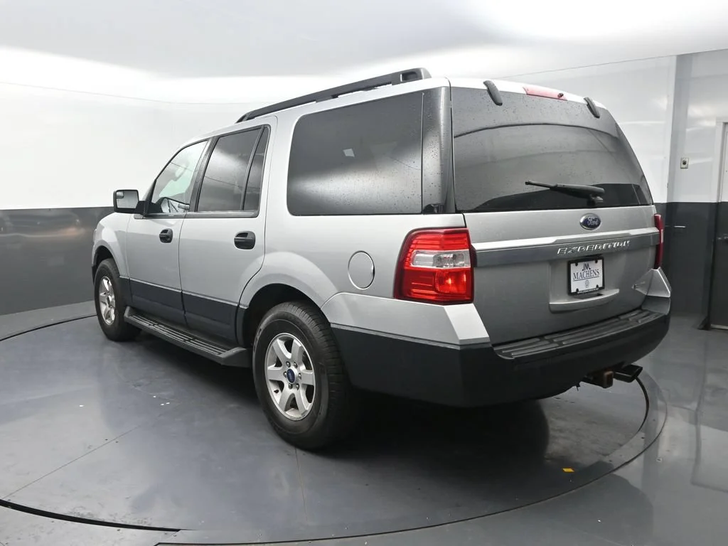Used 2017 Silver Ford XL image 8