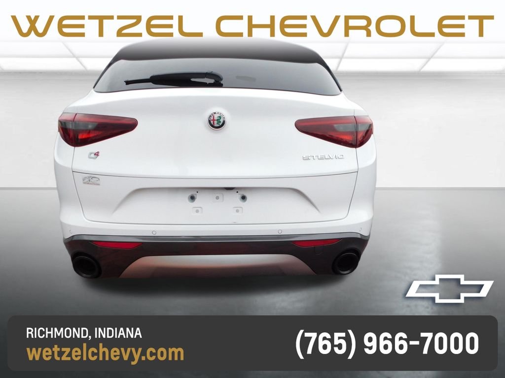 Used 2023 White Alfa Romeo Ti image 4
