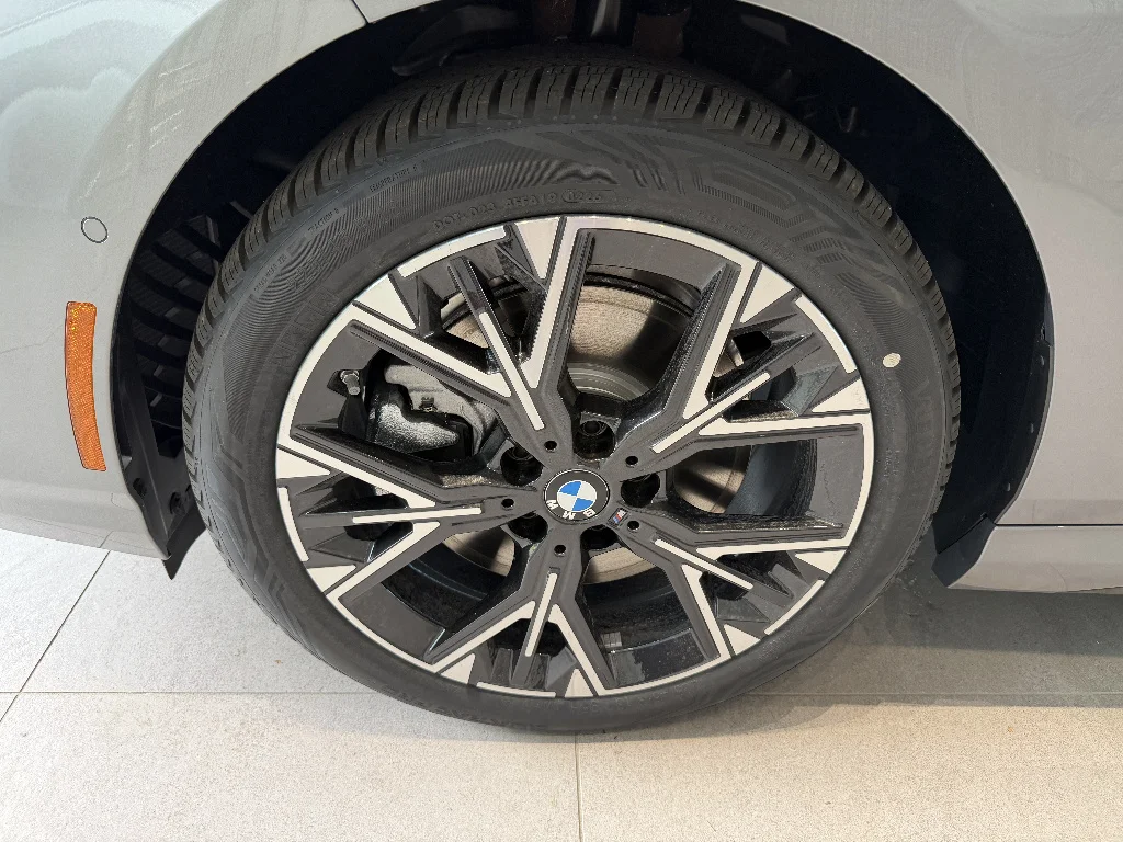New 2026 Skyscraper Grey Metallic BMW xDrive image 8