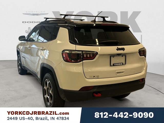 Used 2022 White Jeep Trailhawk image 3