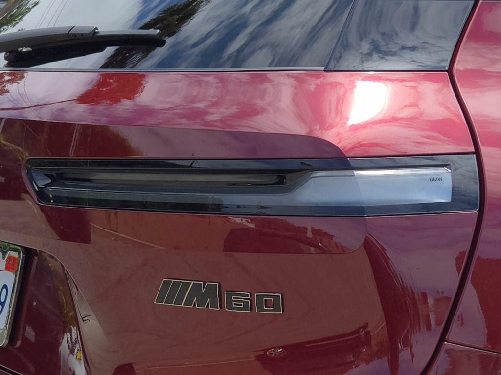Used 2023 Aventurin Red Metallic BMW M60 image 5