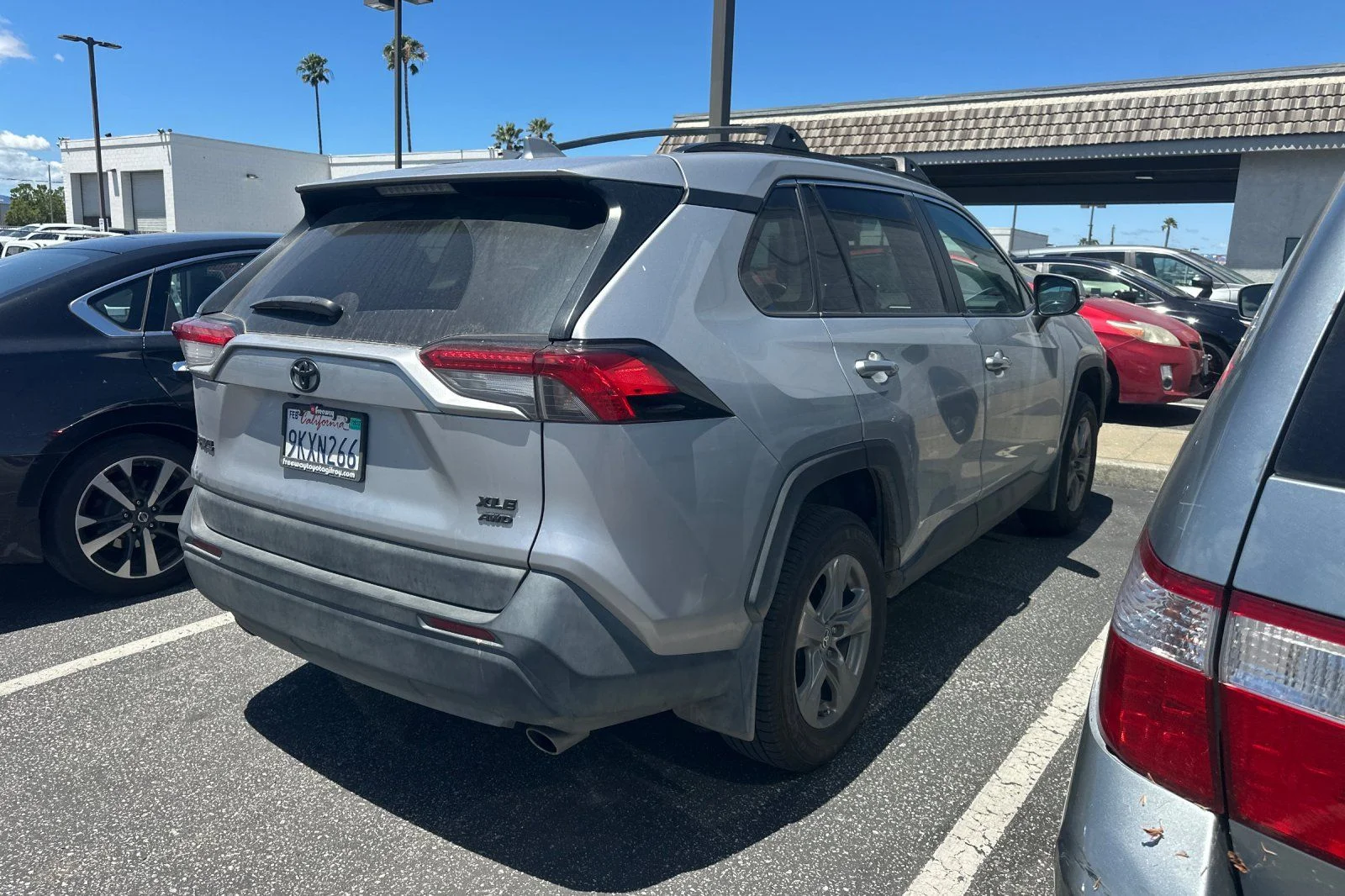 Used 2024 Silver Toyota XLE image 5