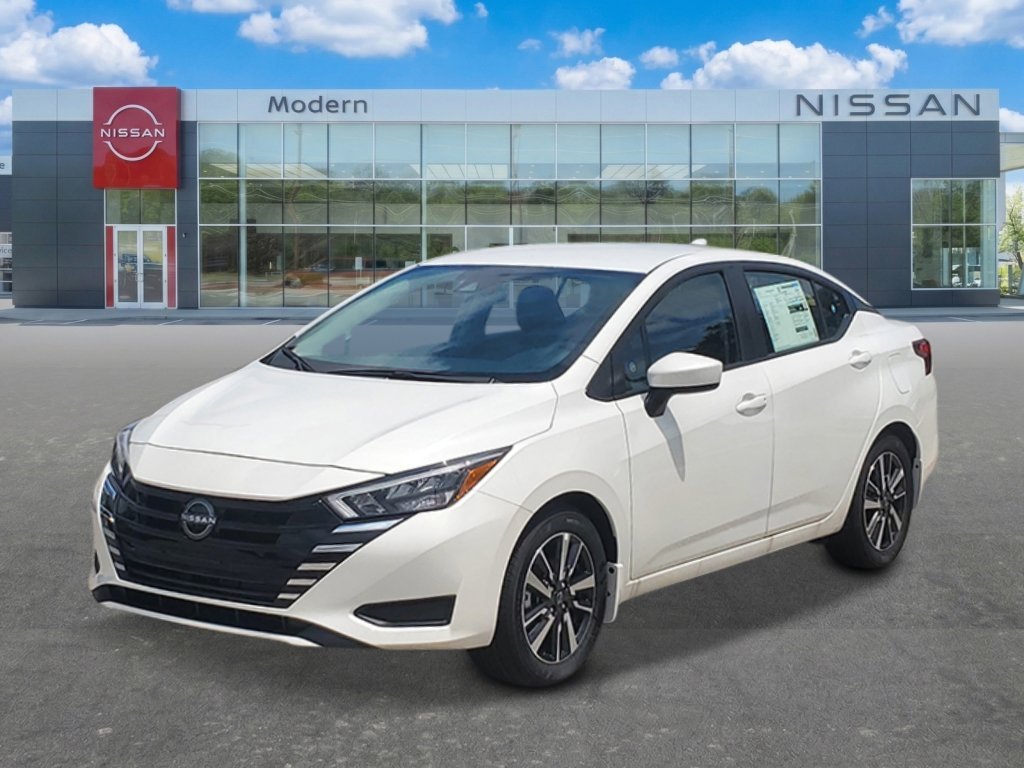 2025 Nissan Versa 1.6 SV CVT's photo