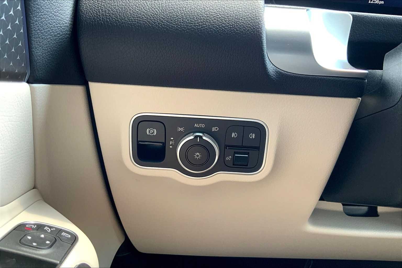 2025 Mercedes-Benz GLB Base - Photo 13