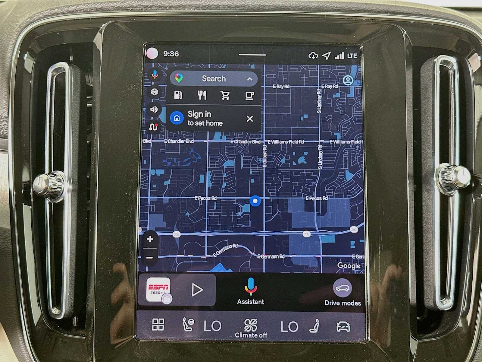 2026 Volvo XC40 Ultra - Photo 14