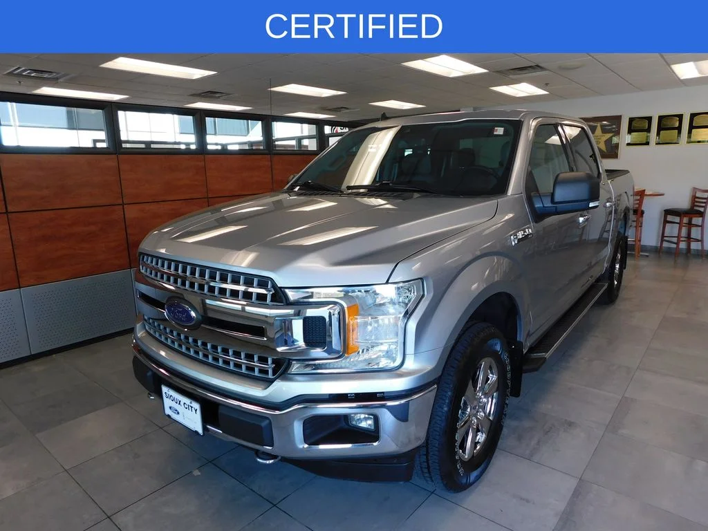 Used 2020 Iconic Silver Metallic Ford XLT image 1