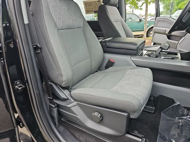 Used 2023 Black Ford XLT image 10